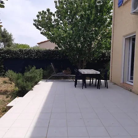 Villa 3 5 Mn De La Alenya